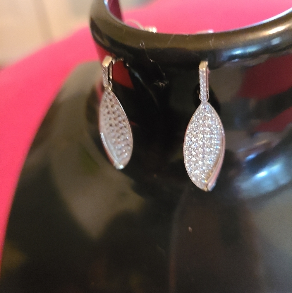 New 925 sterling silver earrings - Picture 2 of 4
